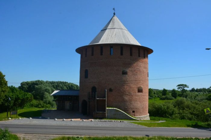 Алексеевская башня