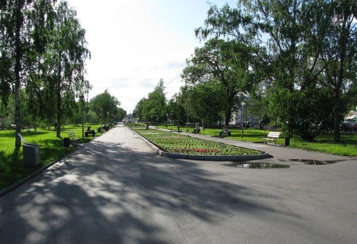 Бульвар на проспекте Победы