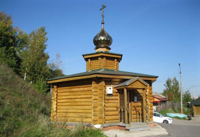 Часовня Ильи Мромца и Святой фонтан в Карачалово