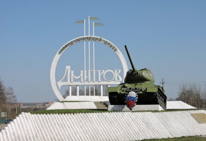 Памятник танку 