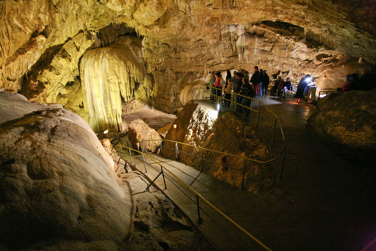 Пещера Новый Афон