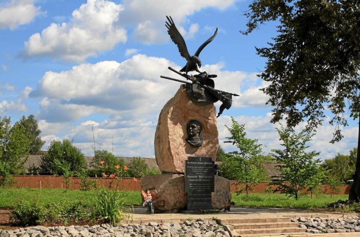 Памятник М.В. Скопину-Шуйскому