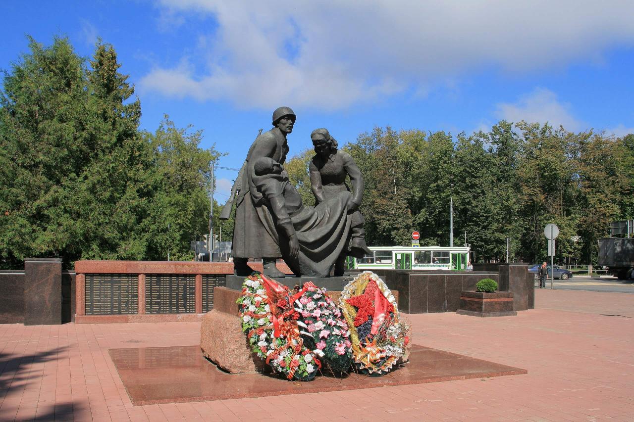 Памятник погибшим солдатам Второй мировой войны
