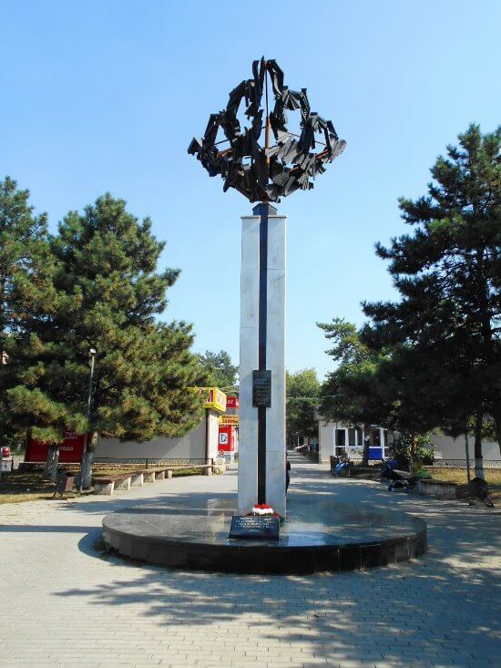Памятник погибшим в результате террористических атак в 2001 году