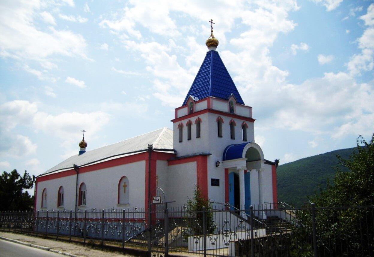 Церковь Пантелеймона Целителя