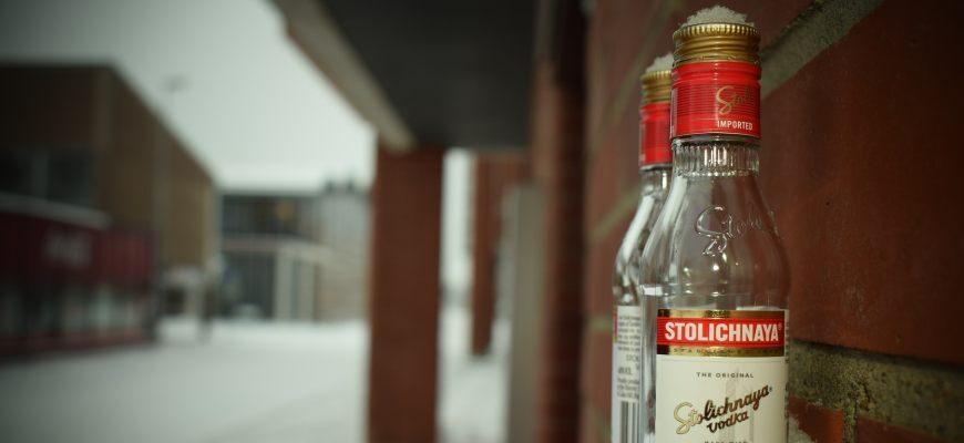 До скольки единиц алкоголя будет продано в Самарской области в 2022 году? -1
