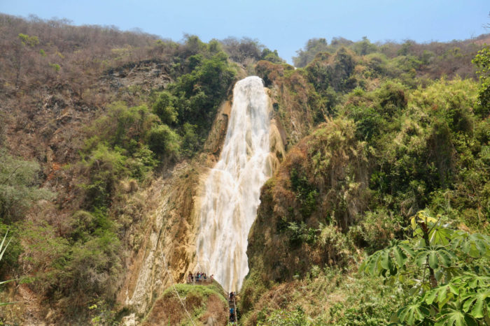 Водопады Эль-Чифрон