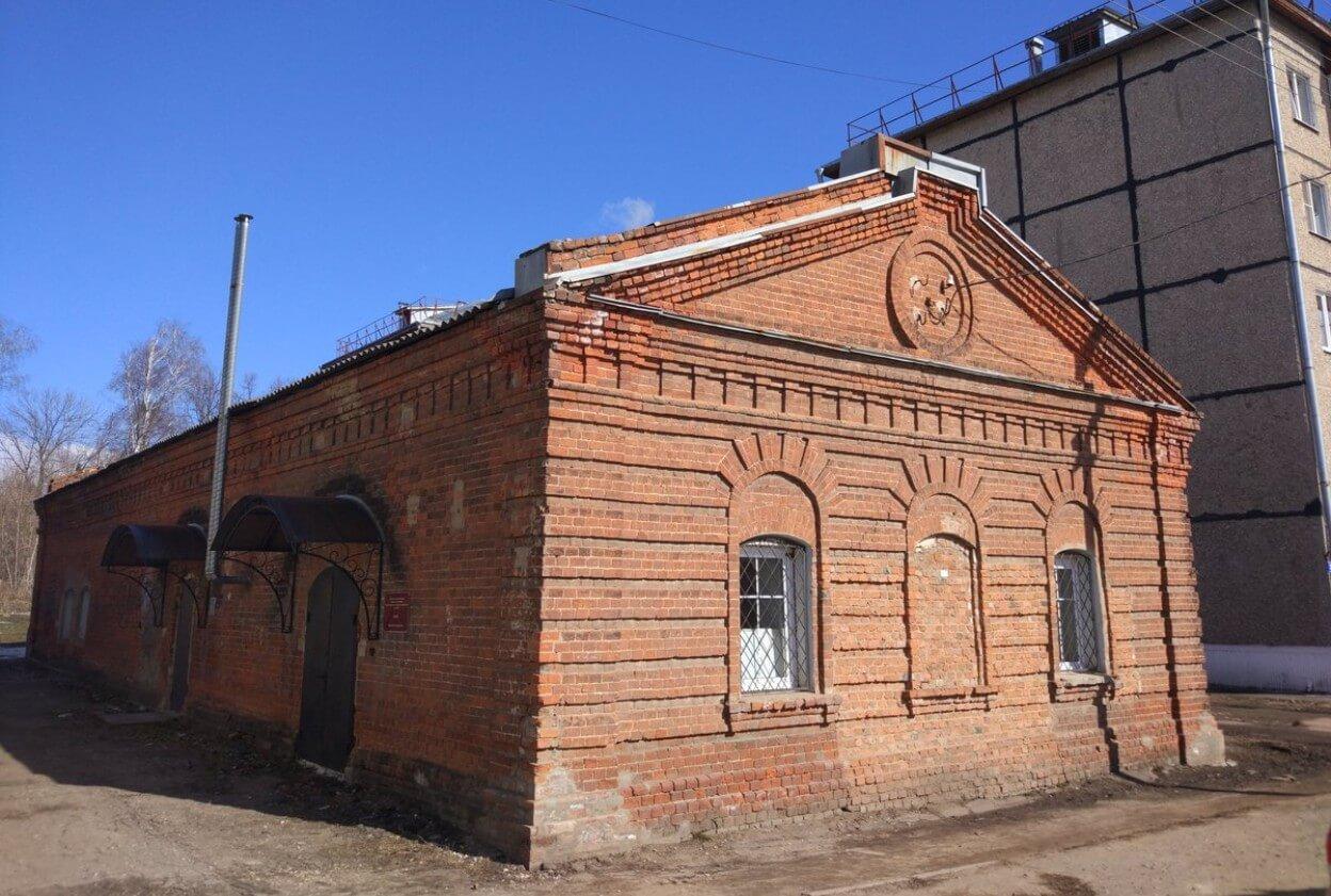 Здание старого амбара